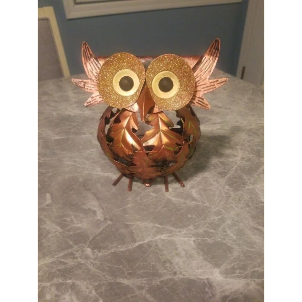 Large metal Owl tealight holder
